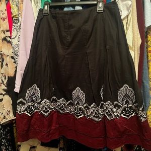 Skirt black/burgandy